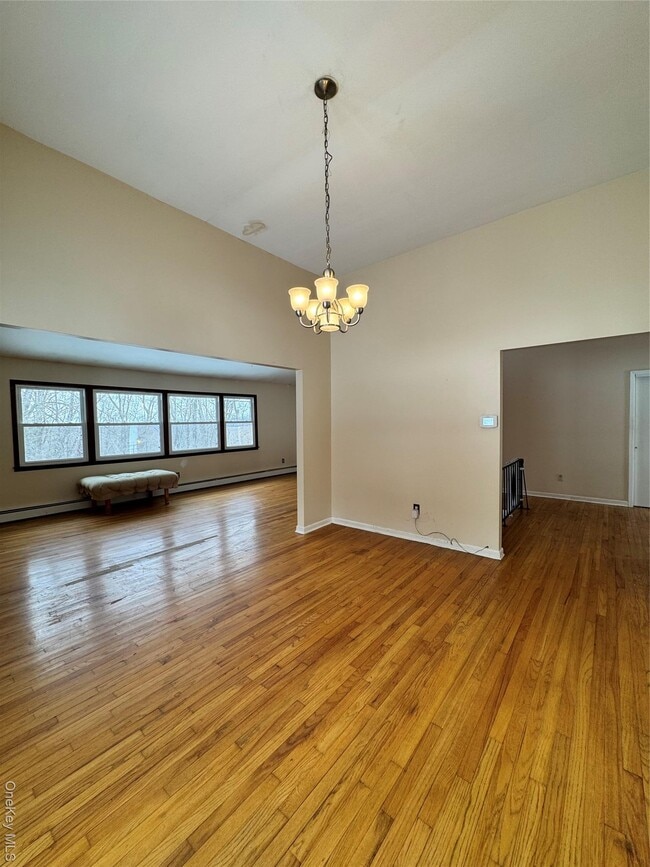 Building Photo - 35 Top O Hill Rd