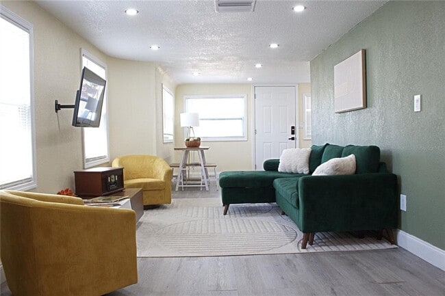 Foto del edificio - 5260 8th Ave N