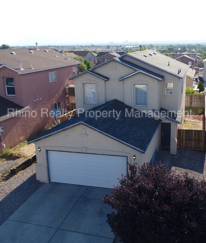 Primary Photo - 1338 Ojo Sarco St SW