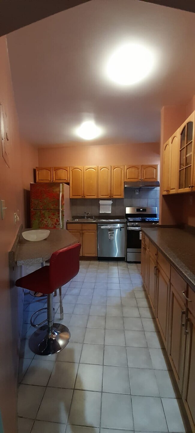 Kitchen - 4220 Kissena Blvd