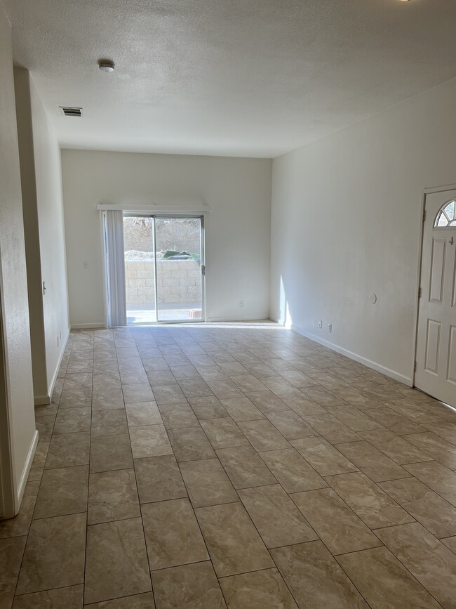 Building Photo - 79641 Avenue 42