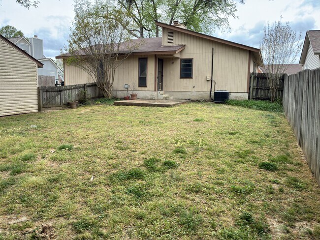 Foto del edificio - 3816 Haynes Rd