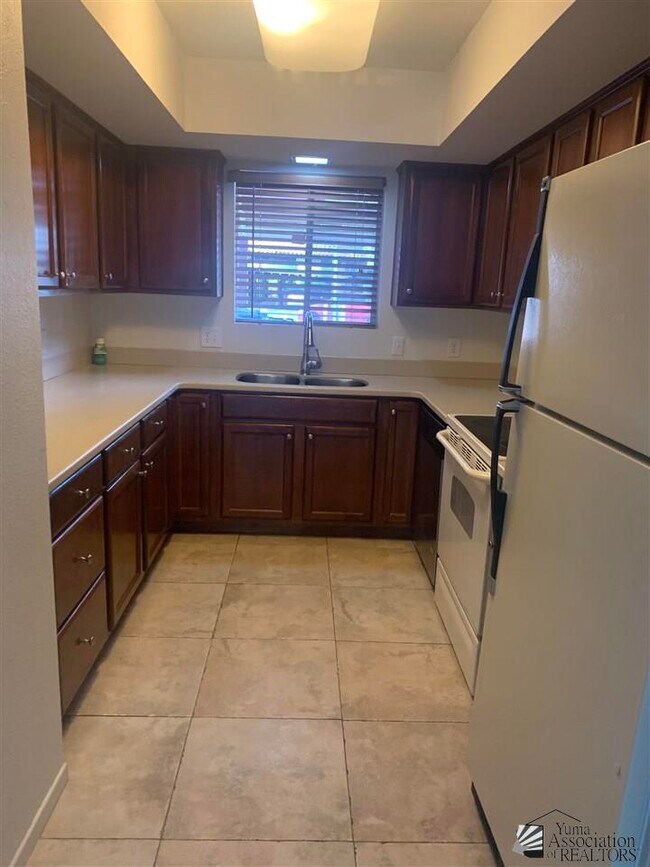 2901 S Palo Verde Ln Unit 7, Yuma, AZ 85365 Condo for Rent in Yuma