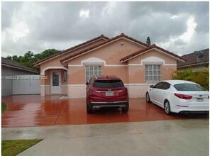Building Photo - 17679 SW 146th Ct
