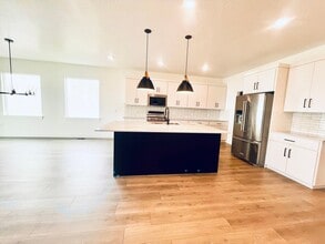 Building Photo - 4425 Braiken Rdg Dr