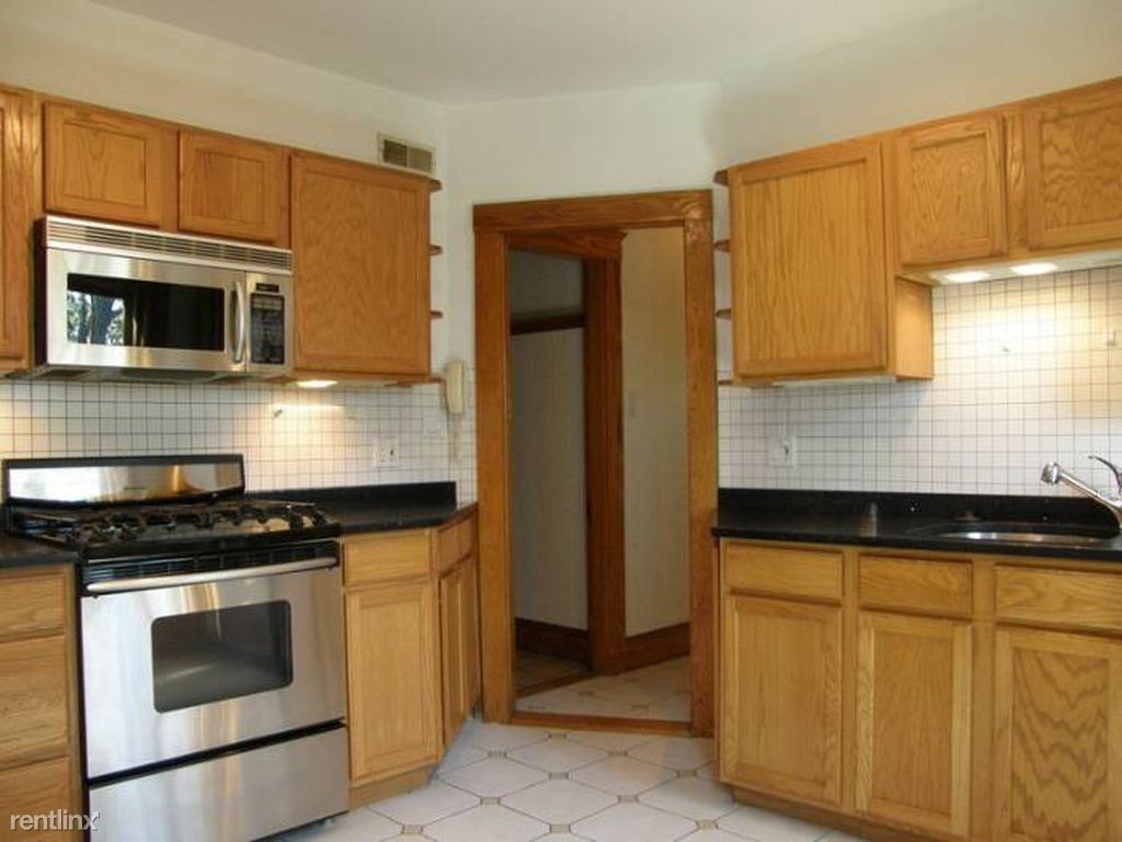 Building Photo - 2032 Dorchester Ave