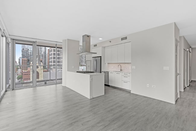 Photo - 711 N State St Apartment