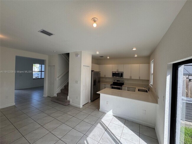 Building Photo - 13356 SW 287th Ter