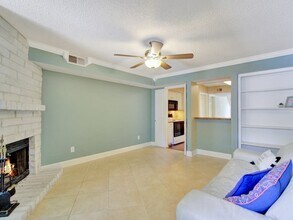 Building Photo - 1140 Marina Bay Dr