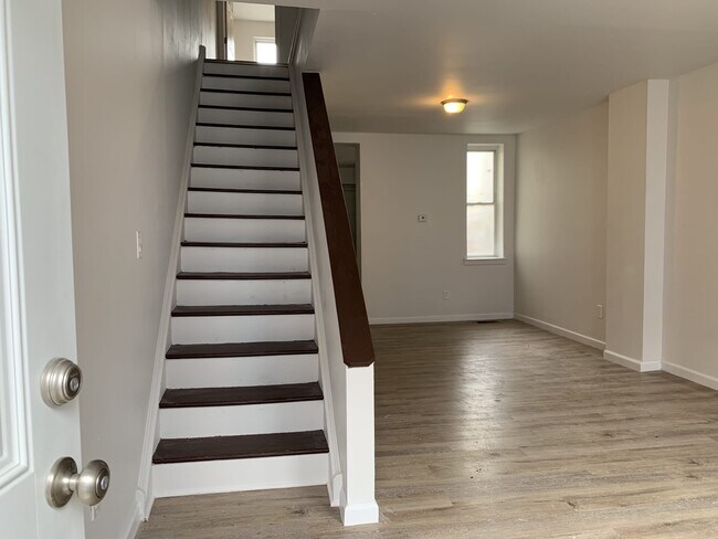 Foto del edificio - 3148 N 7th St
