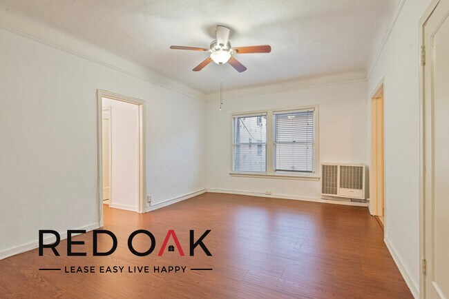 Foto del edificio - Charming and Cozy One Bedroom Featuring Lo...