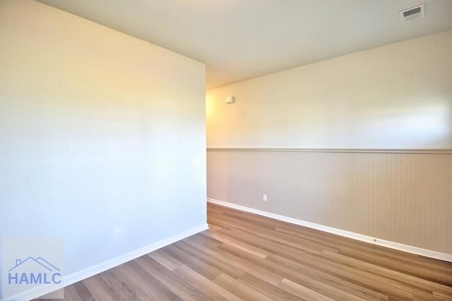 Building Photo - 39 Blueberry Ct NE