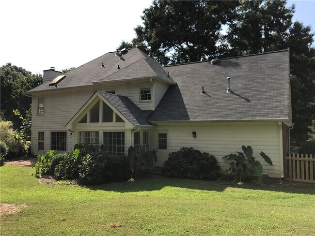 Foto del edificio - 3501 Billingsley Dr