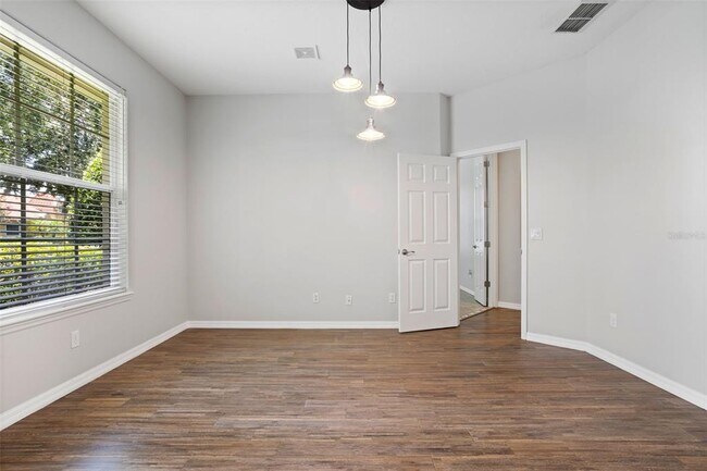Building Photo - 2256 Kettle Dr