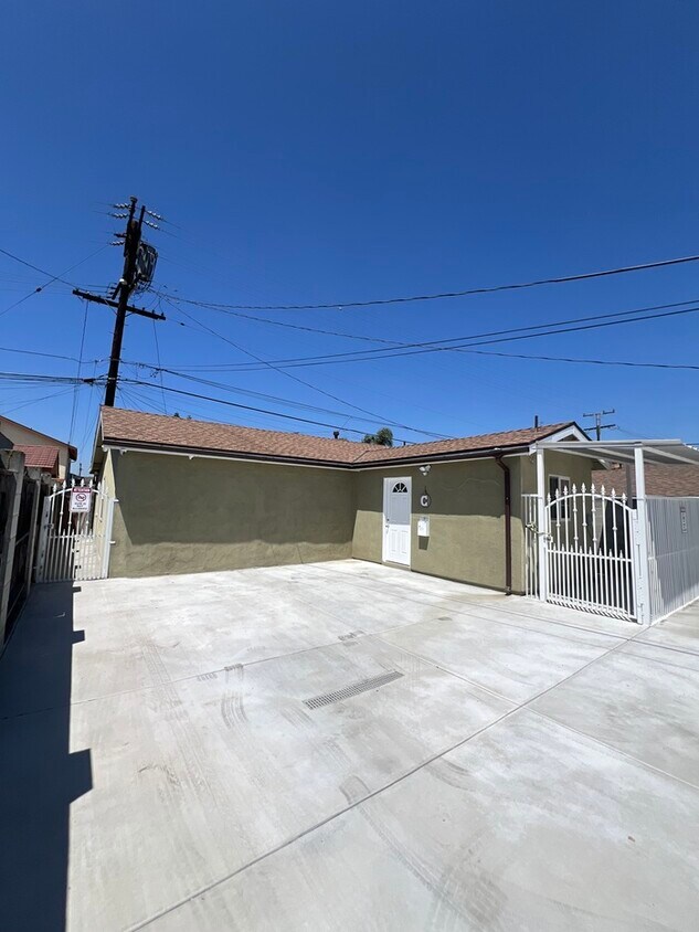 2 Bedroom 1 Bath in Southgate - 2 Bedroom 1 Bath in Southgate