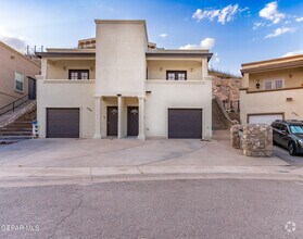 Building Photo - 4725 Pistolero Ln