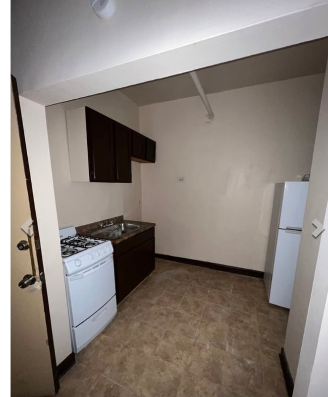 7827 S South Shore Dr, Chicago, IL 60649 Apartment for Rent in Chicago, IL