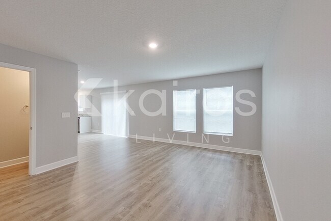 Building Photo - 2820 W Andromedae Dr