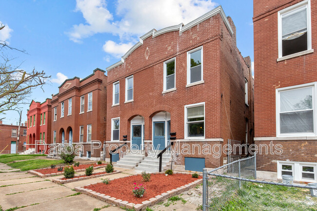Building Photo - 3222 Pennsylvania Ave