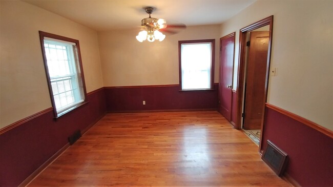 Building Photo - 3563 Wright Avenue