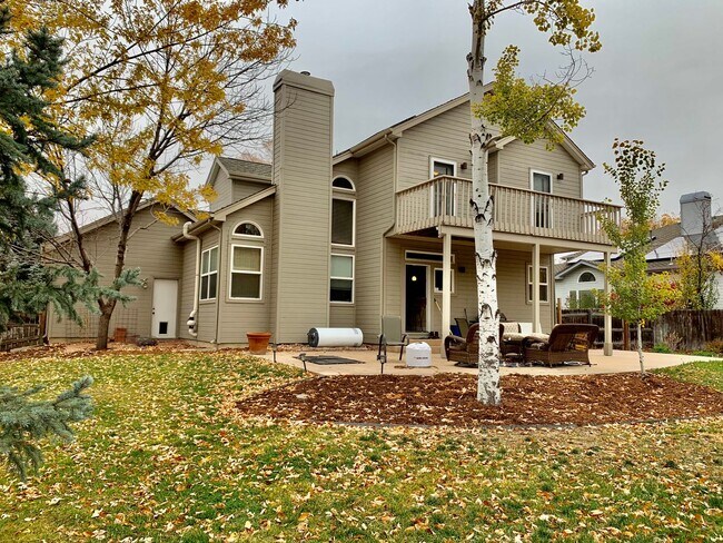 Building Photo - Gorgeous Gunbarrel Home for Lease! Amazing...