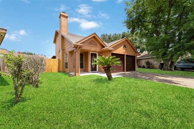 Building Photo - 13610 Vira Ct
