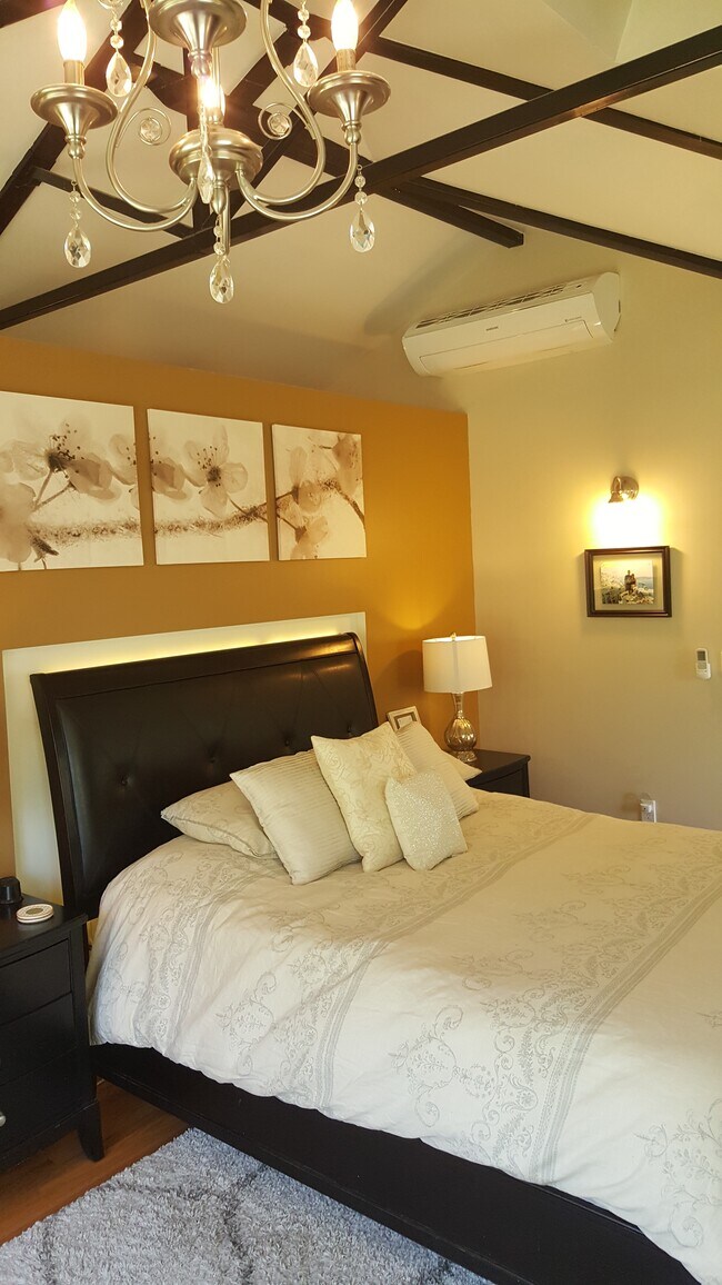 Foto del edificio - 6029 S Croft Ave