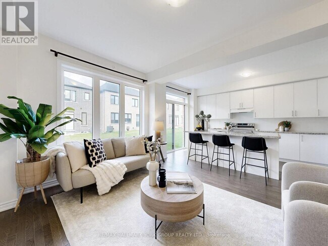 Photo du bâtiment - 42 Blick Crescent