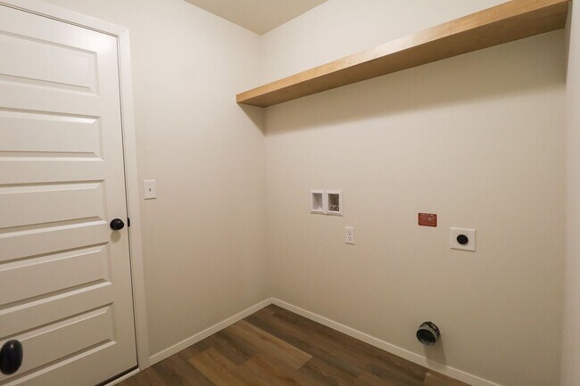 Foto del edificio - 4 Bed 2 Bath New Construction Home in Bixby