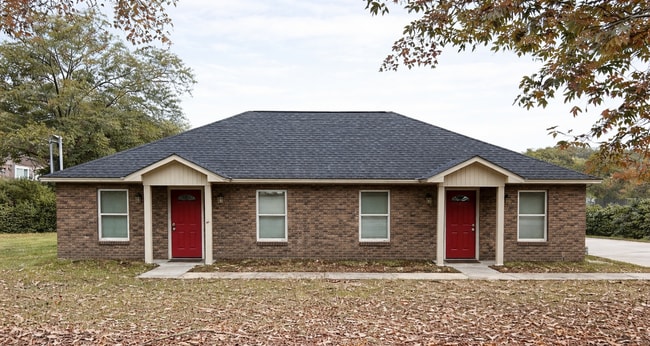 Building Photo - 1311 17th Ave