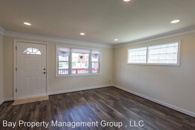 Building Photo - 3 br, 1 bath House - 8127 Del Haven Rd