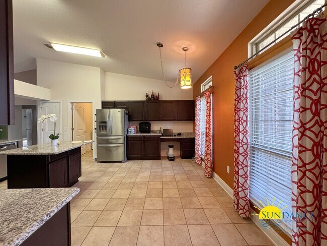 Foto del edificio - Beautifully Maintained 3-Bedroom Home in P...
