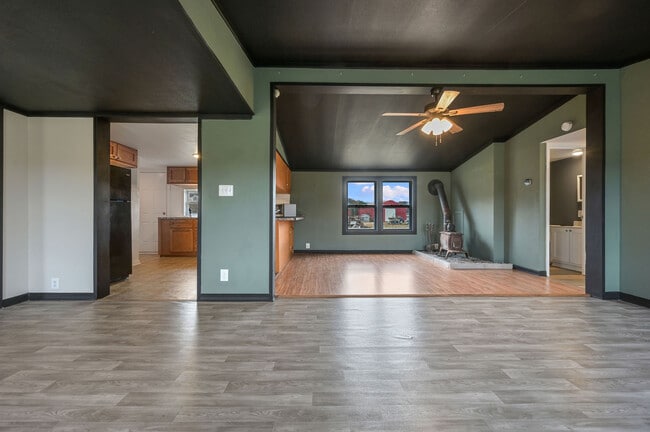 Foto del edificio - 3370 Gun and Rod Club Rd