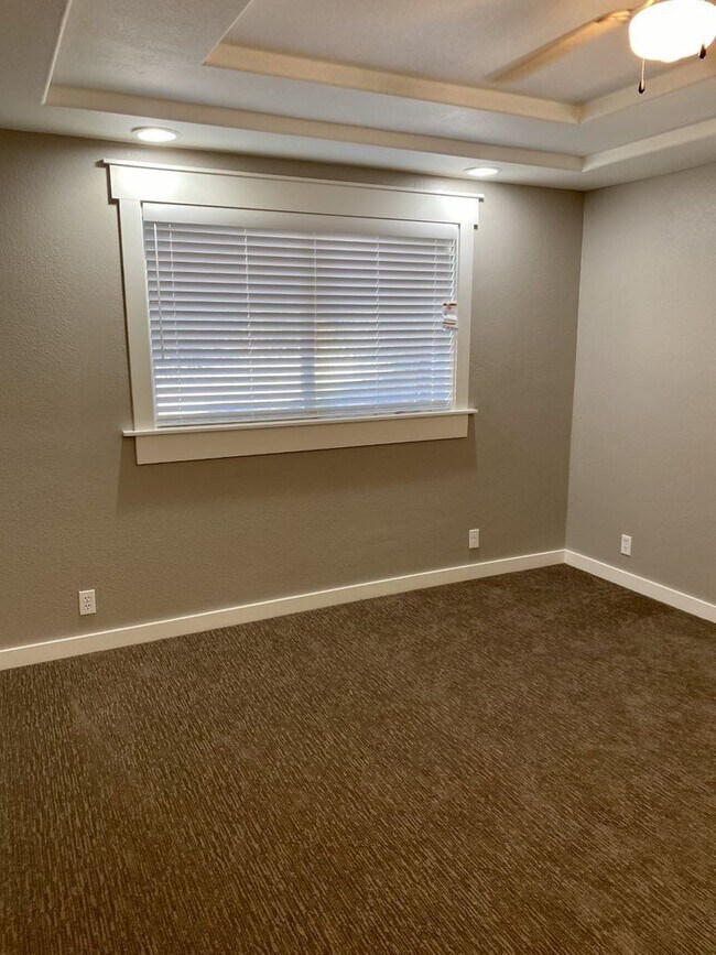 Foto del edificio - 3 br, 2 bath House - 5163 Westside Rd