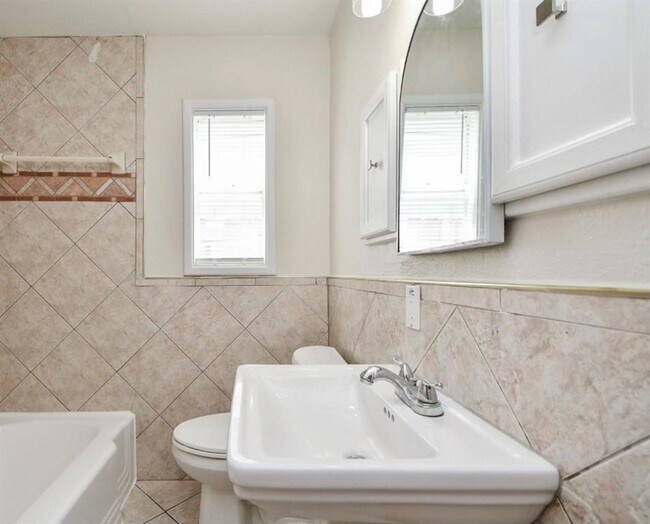 Foto del edificio - 44 Farrell St