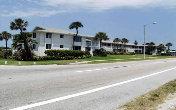 Atlantic Surf Apartments Cocoa Beach Fl Home Florida Cocoa Beach Atlantic Surf Primary Photo
