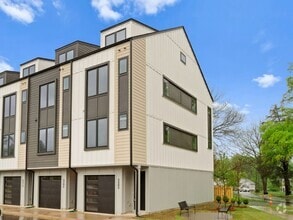 Building Photo - 3203 Riley Ave