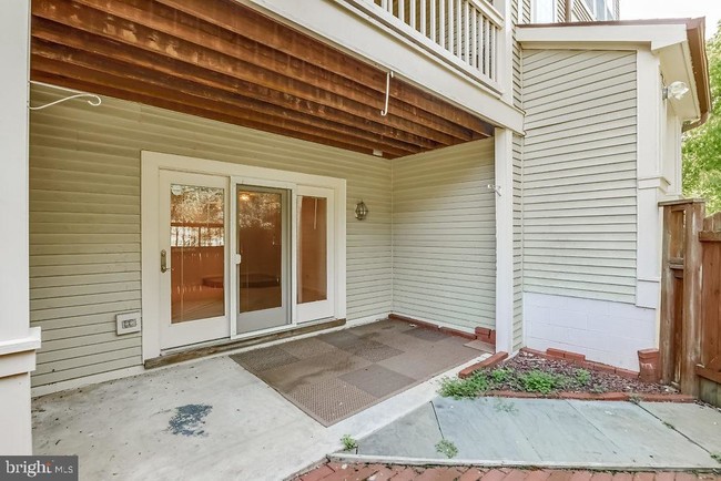 Building Photo - 7512 Ashby Ln