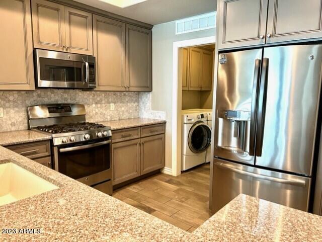 Foto del edificio - 7601 E Indian Bend Rd