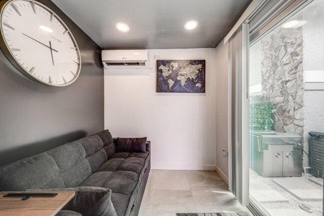 Foto del edificio - 3609 SW 58th Ave