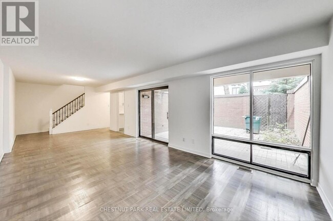 Building Photo - 396-396 Woodsworth Rd