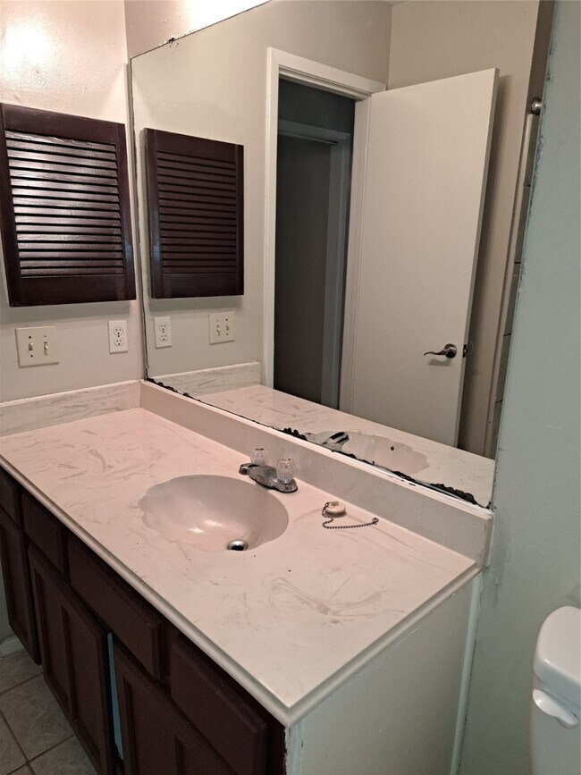 Foto del edificio - 2426 Spring Dusk Dr