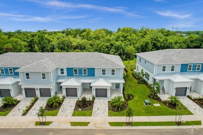 Building Photo - 7818 Spectrum Dr