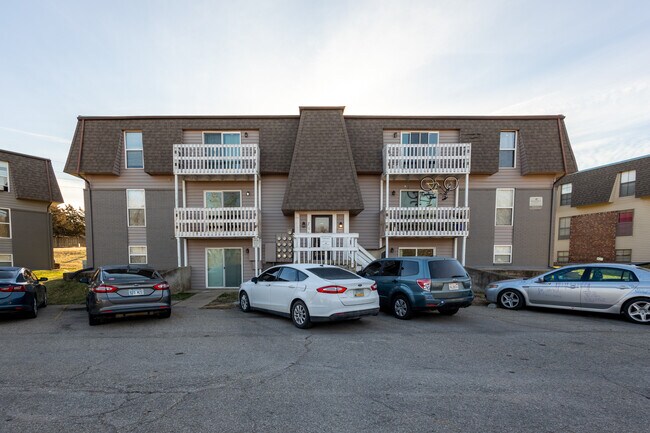 Foto del edificio - 715 ManApart