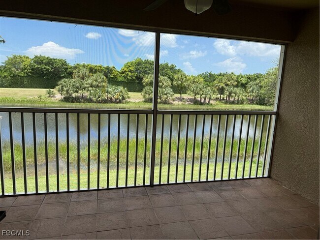 Foto del edificio - 2815 Cypress Trace Cir