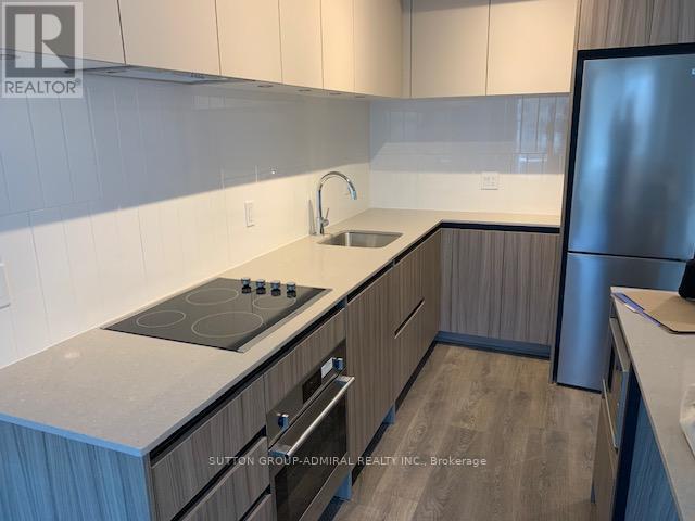 Photo du bâtiment - 7950 Bathurst St