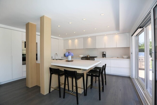 Foto del edificio - 117 Erica's Ln