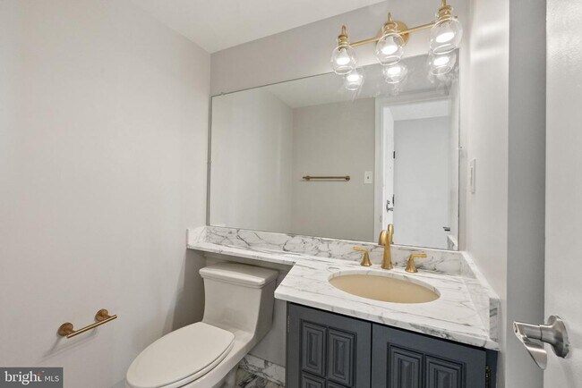 Foto del edificio - 1101 S Arlington Ridge Rd