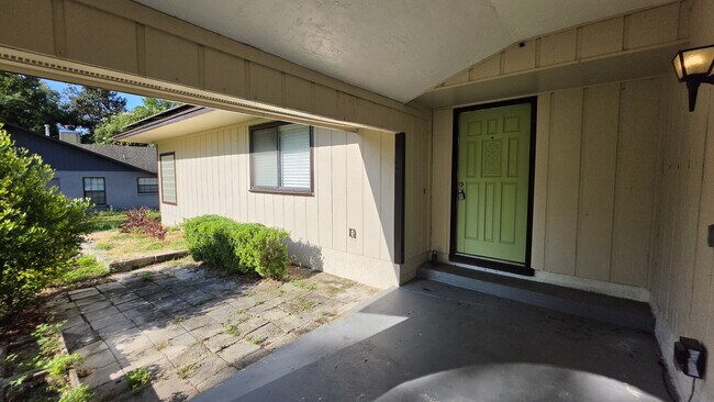 Foto del edificio - 1624 SW 77th Terrace