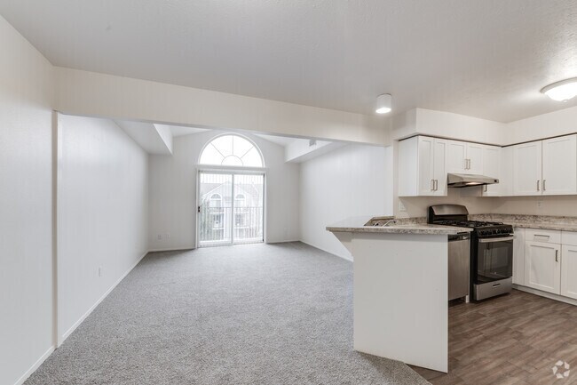 2HAB, 2BA - 730-830 ft² - Foxwood and The Hermitage